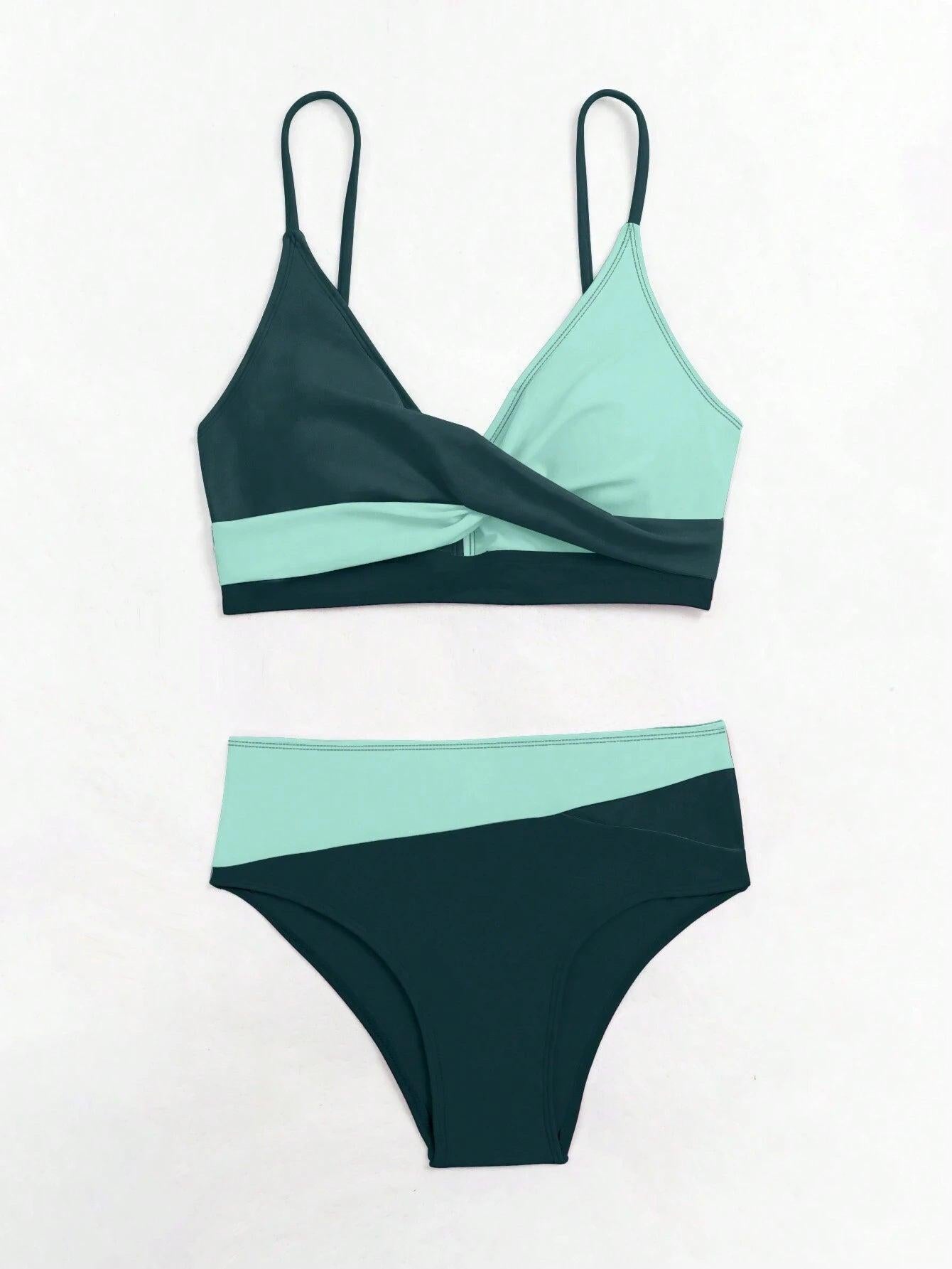 Women's Two-Piece Casual Swimsuit in Green – Comfort Meets Style