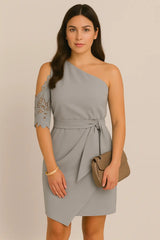 Mujer elegante encaje de media manga