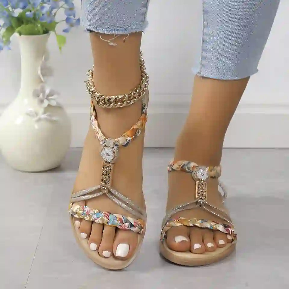 Round‑Toe Woven Outdoor Flat Sandals